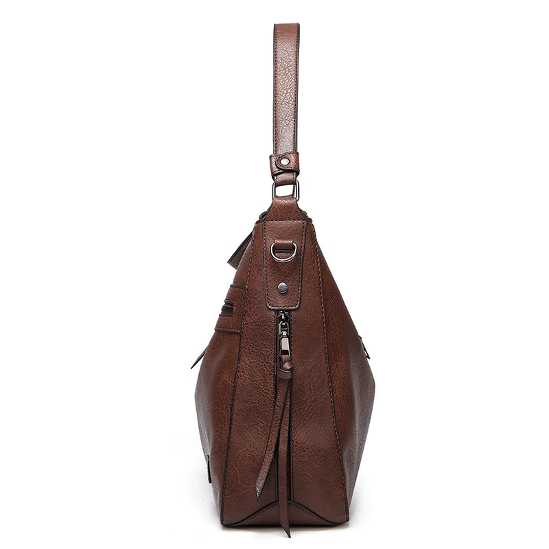bolsa couro,
bolsa transversal feminina,
bolsa grande feminina,
bolsa feminina grande,
bolsa feminina,
bolsa de couro feminina,
bolsa couro feminina,
Bolsa Tote,
Bolsa Tiracolo