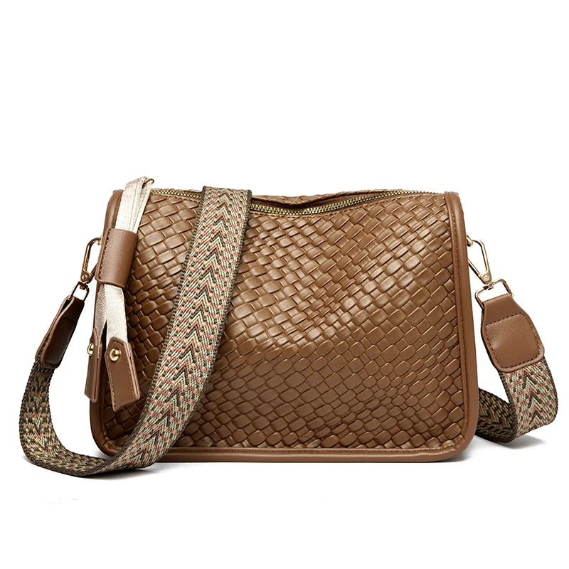 bolsa transversal feminina,
bolsa tiracolo,
bolsa grande feminina,
bolsa feminina,
bolsa de couro feminina,
Bolsa Crossbody,
bolsa couro legitimo,
bolsa couro feminina